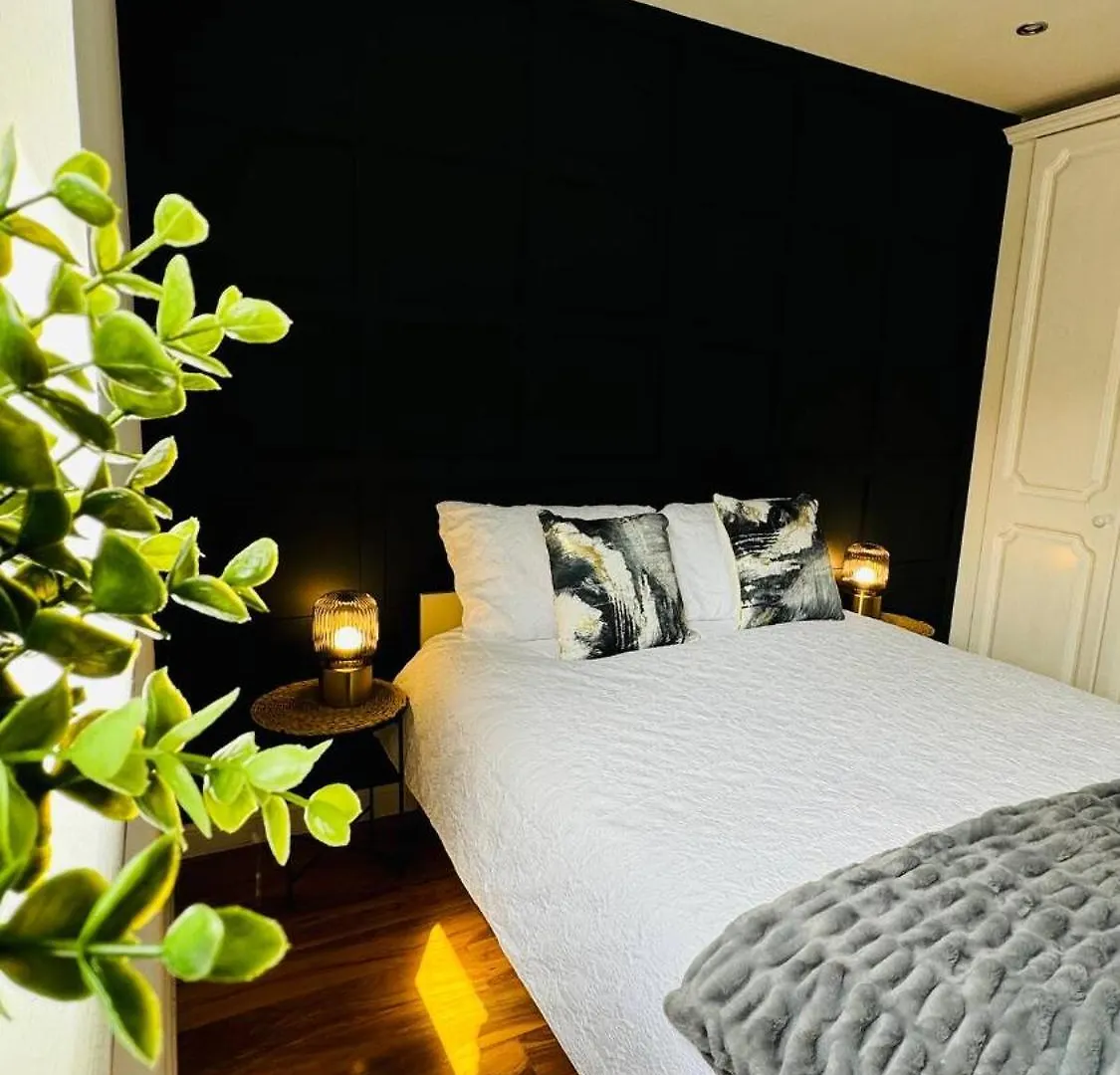 Апартаменты Modern 2 Bedroom Gf - Aberdeen City Centre - Private Car Park Великобритания